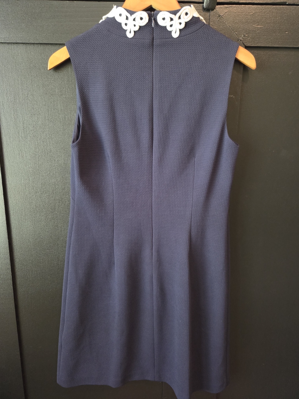 Women's Vince Camuto Navy Blue Dress with White Trim ~ Size 8 - Picture 5 of 11